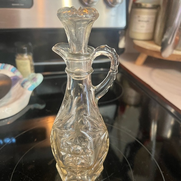 Anchor Hocking Prescut Clear Cruet & Stopper (Star of David Pattern) - Picture 2 of 6